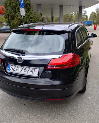 Opel Insignia cena 16500 przebieg: 268200, rok produkcji 2011 z Zawiercie małe 121